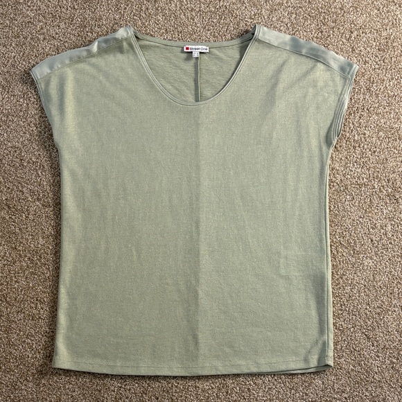 Street One - Picture 1 of 4